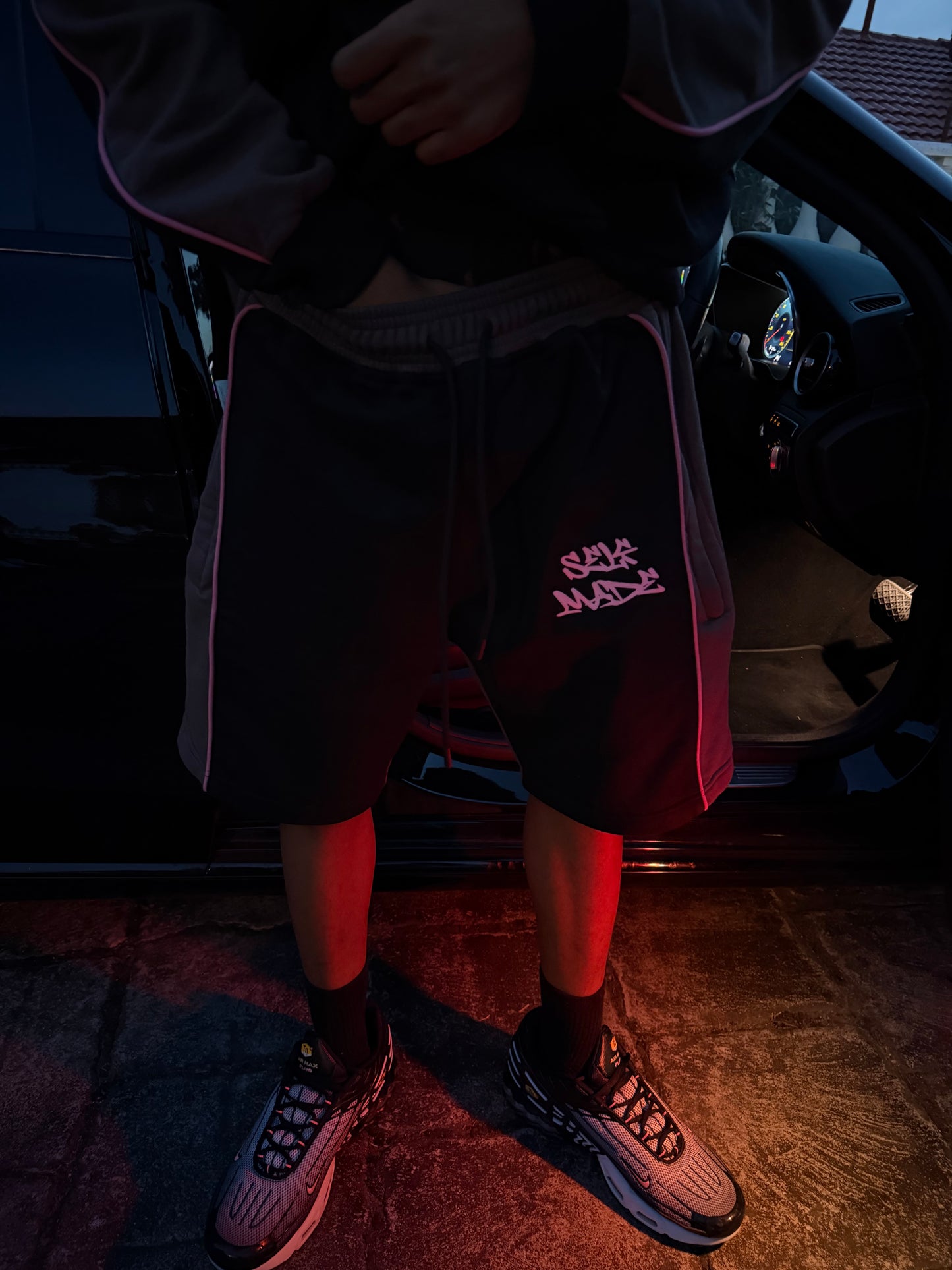 PINK GRAFFITI SELFMADE SHORTS